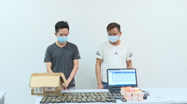Triệt phá đường dây phát tán tin nhắn rác quảng cáo chuyên nghiệp