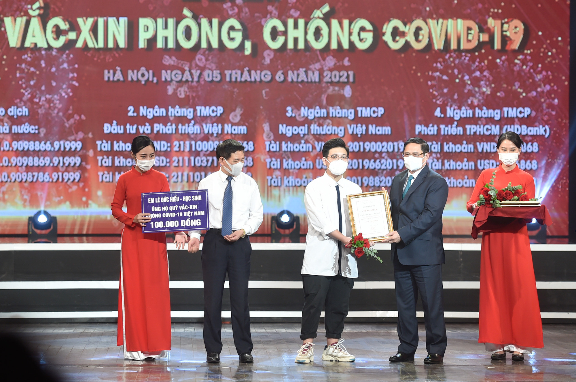 Đ&atilde; c&oacute; hơn 6.600 tỉ đồng ủng hộ Quỹ vắc-xin ph&ograve;ng chống Covid-19 - Ảnh 4.