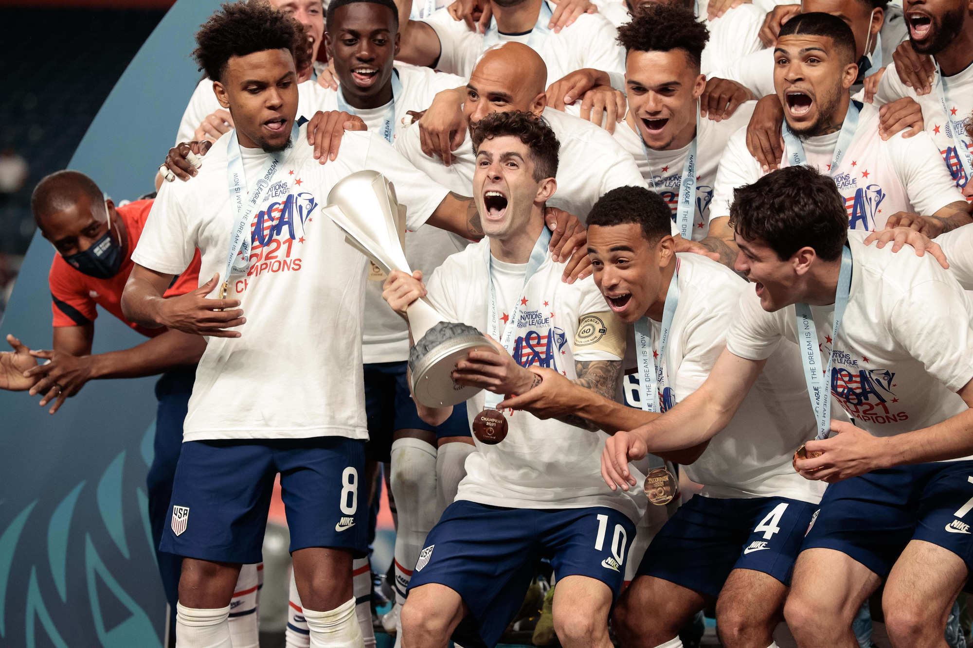Christian Pulisic ghi b&agrave;n quyết định, Mỹ v&ocirc; địch CONCACAF Nations League - Ảnh 9.