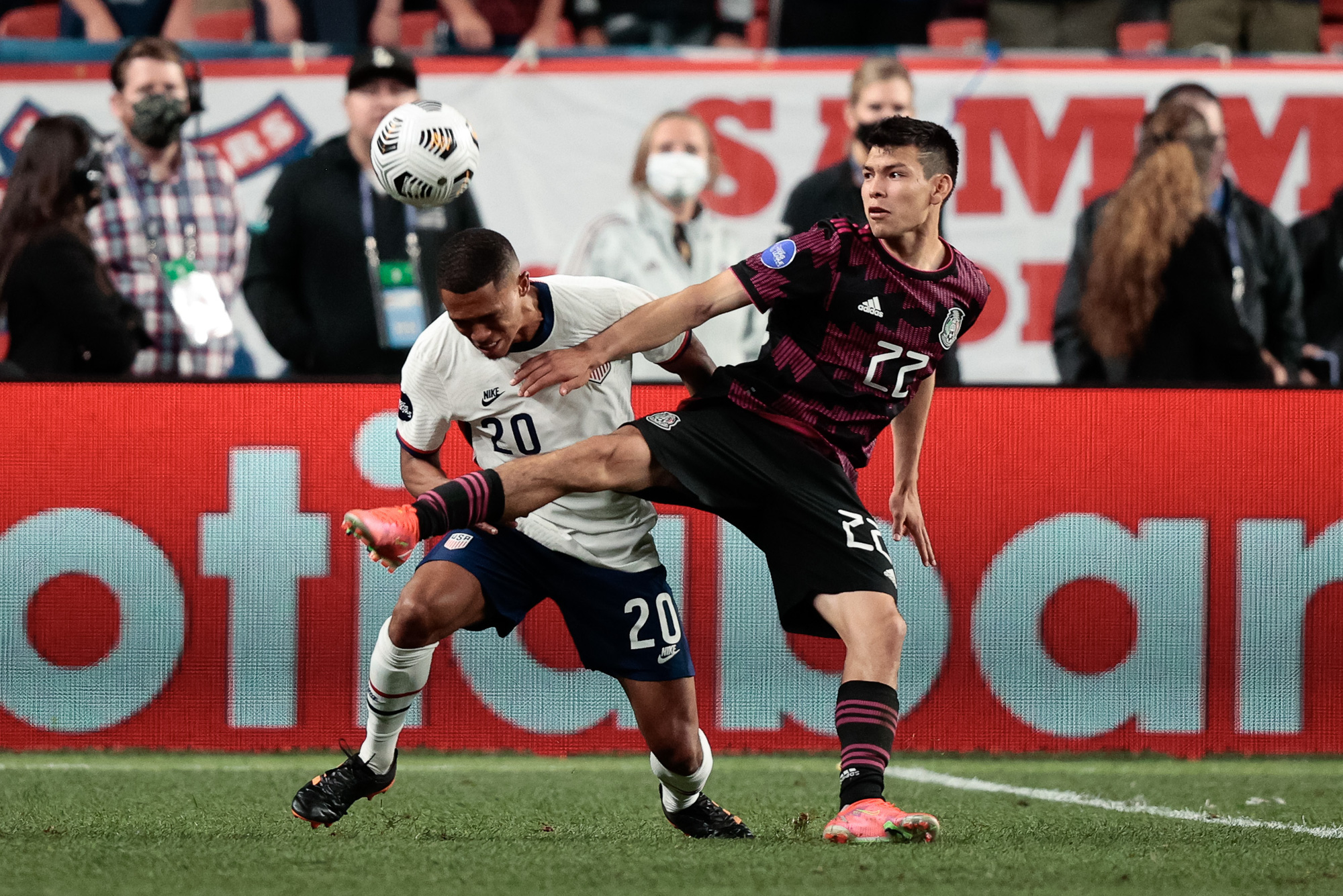 Christian Pulisic ghi b&agrave;n quyết định, Mỹ v&ocirc; địch CONCACAF Nations League - Ảnh 2.