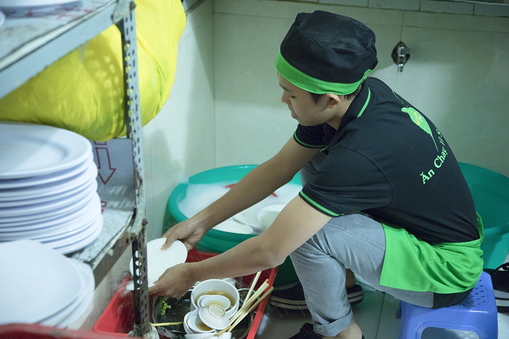 Giữa thị phi của Phi Nhung, dân mạng soi gia cảnh Hồ Văn Cường - Ảnh 7.