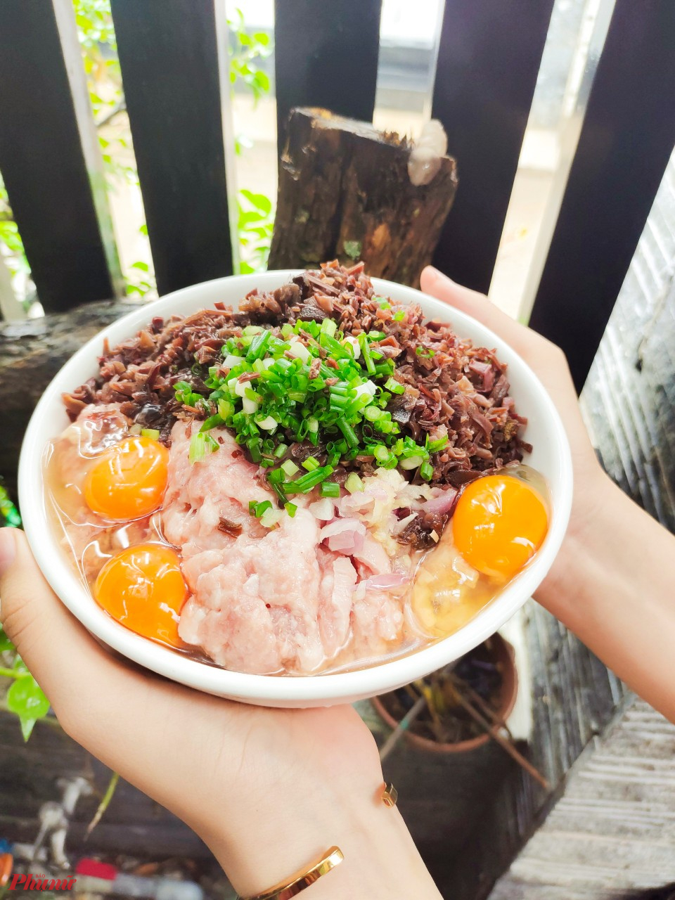 Nấu một nồi khổ qua mùa dịch - Ảnh 2.