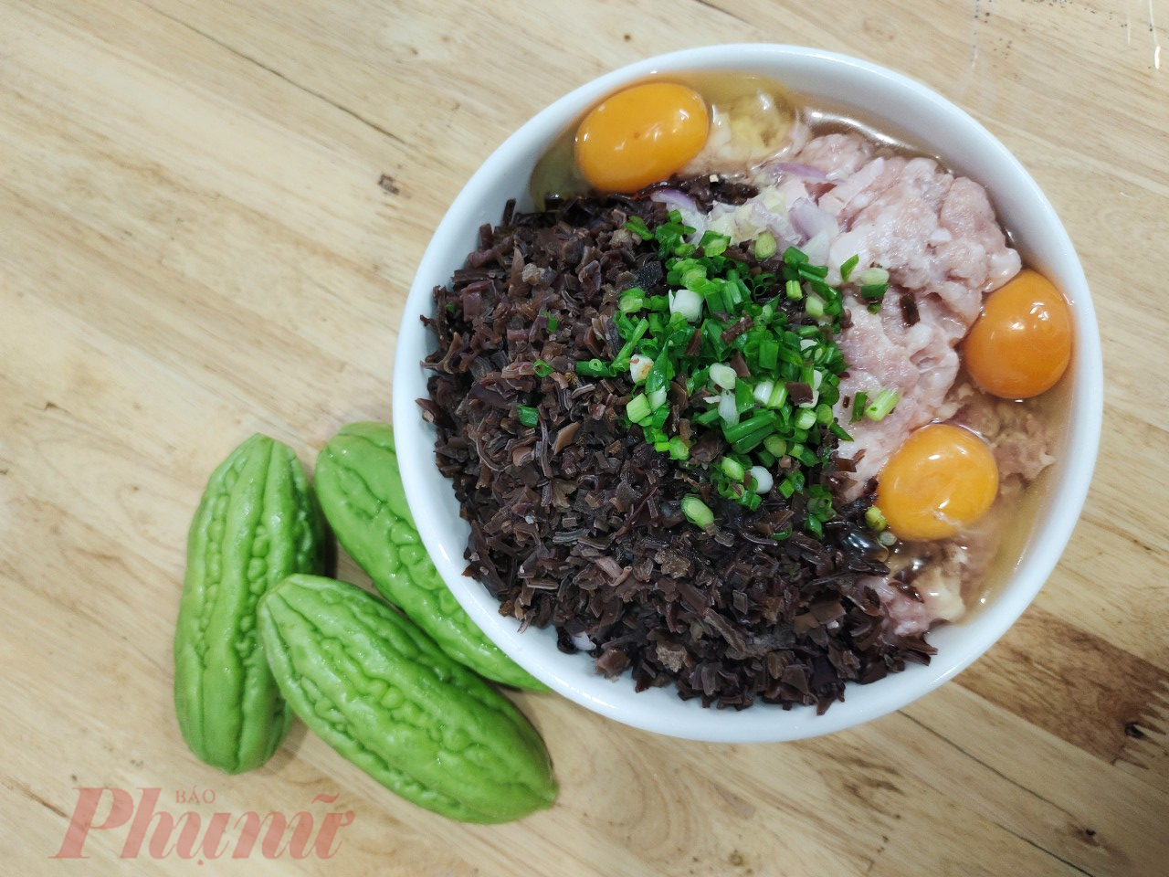 Nấu một nồi khổ qua mùa dịch - Ảnh 3.