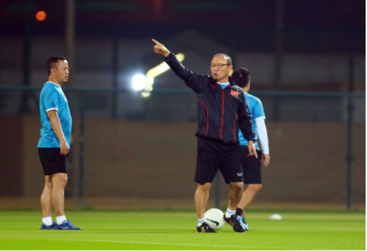 Tuyển Việt Nam đ&egrave; bẹp Indonesia 4-0, vững ng&ocirc;i đầu bảng G - Ảnh 14.