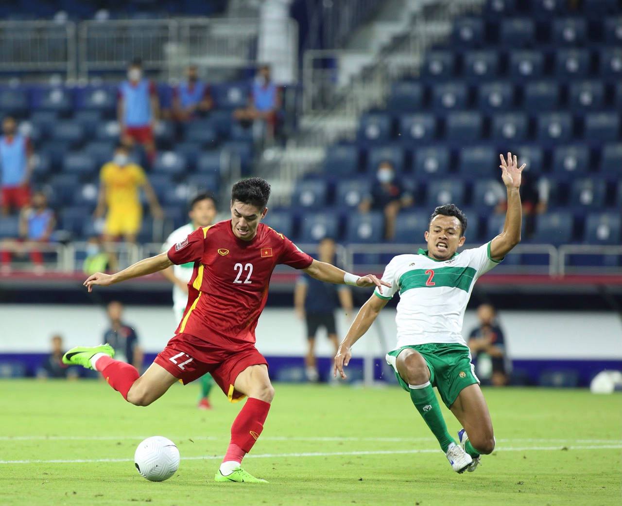 Tuyển Việt Nam đ&egrave; bẹp Indonesia 4-0, vững ng&ocirc;i đầu bảng G - Ảnh 2.