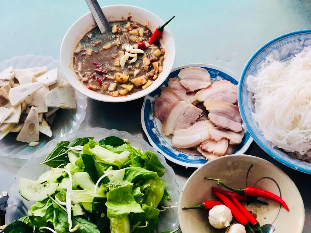 Hương vị quê hương: Bún mắm... xuyên thế kỷ