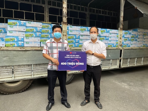 Lazada triển khai gói hỗ trợ cho tuyến đầu chống dịch và cộng đồng - Ảnh 1. Lazada triển khai gói hỗ trợ cho tuyến đầu chống dịch và cộng đồng - Ảnh 1.