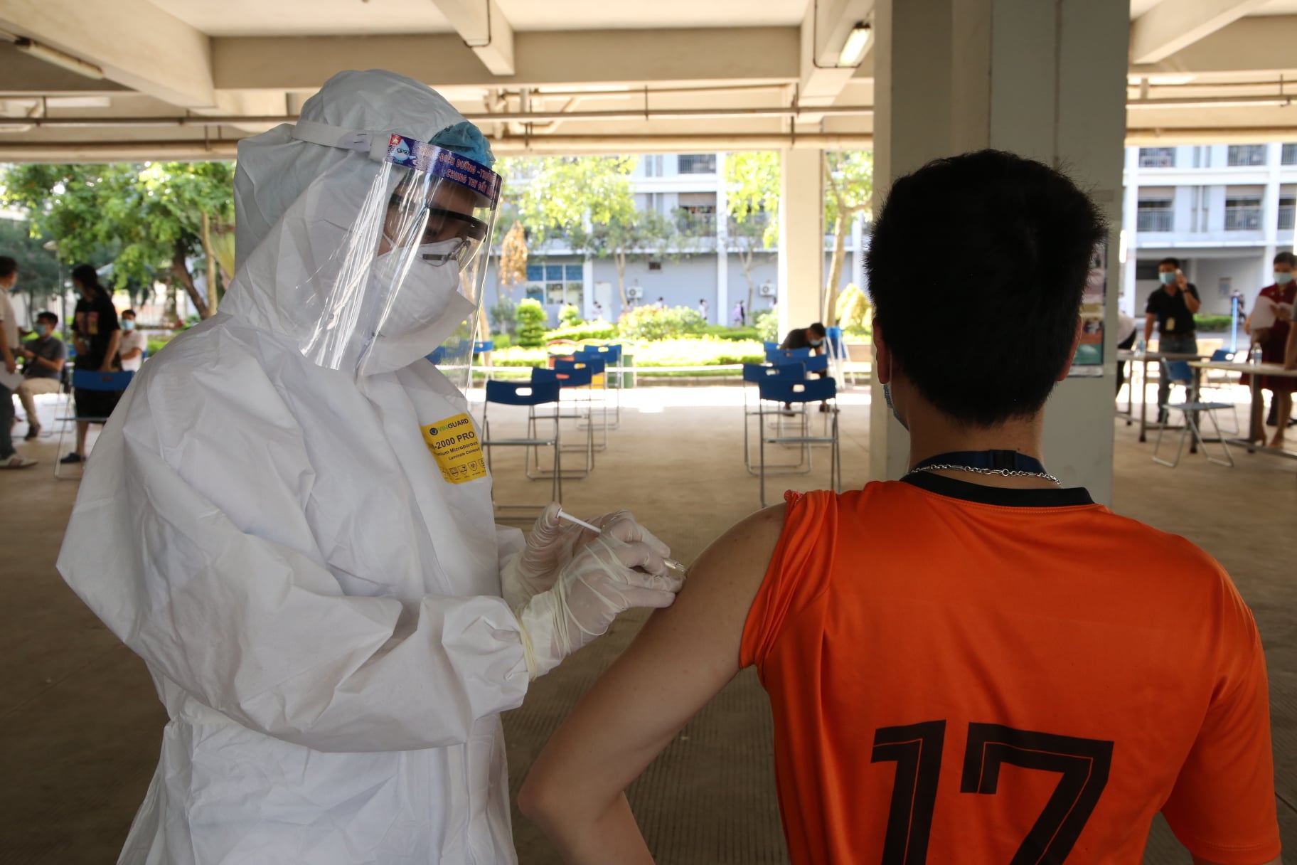 Xôn xao thông tin yêu cầu người dân phải trả phí tiêm vắc-xin Covid-19