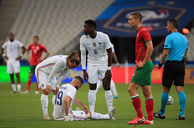 Thắng Bulgaria 3-0, tuyển Pháp lo mất Benzema ở đại chiến Euro