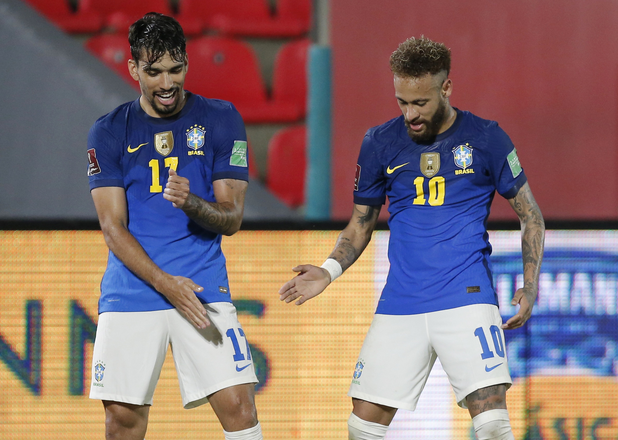 Neymar tung hoành sân cỏ, Brazil hạ chủ nhà Paraguay