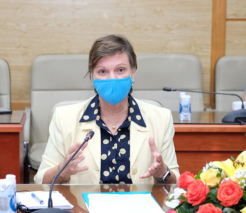 UNICEF: 67% người d&acirc;n Việt Nam được hỏi sẵn s&agrave;ng ti&ecirc;m vắc-xin Covid-19 - Ảnh 2.