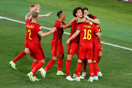 Ý - Bỉ (2 giờ ngày 3-7): Hình bóng nhà vô địch