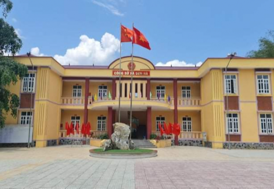 Nhắn tin "vòi" tiền doanh nghiệp, chủ tịch xã ở Thanh Hóa bị cách chức