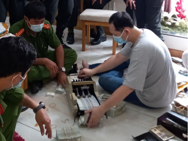 Vụ bà trùm buôn lậu Mười Tường: Phát hiện 36kg vàng, 1,27 triệu USD