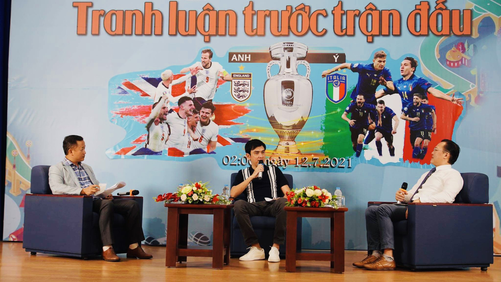 Tranh luận trước trận chung kết Euro 2020: Ý hay Anh sẽ rinh Cup?