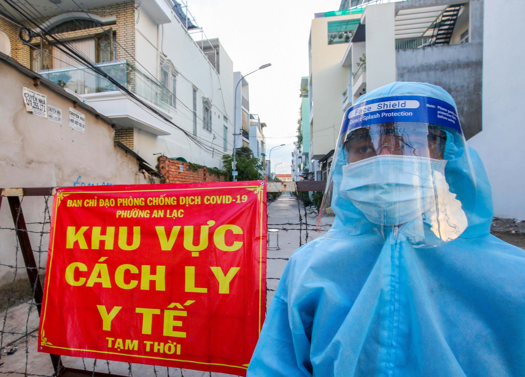 Tối 11-7, thêm 713 ca Covid-19, tổng số mắc trong ngày là 1.953 ca