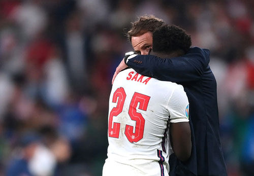 HLV Southgate quá "nhẫn tâm"?