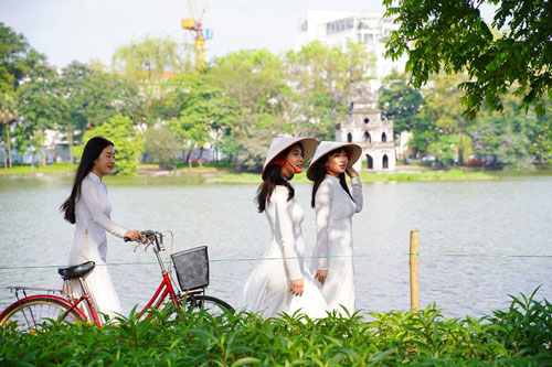 Khám phá Việt Nam qua YouTube: Đẹp nhưng chưa đủ