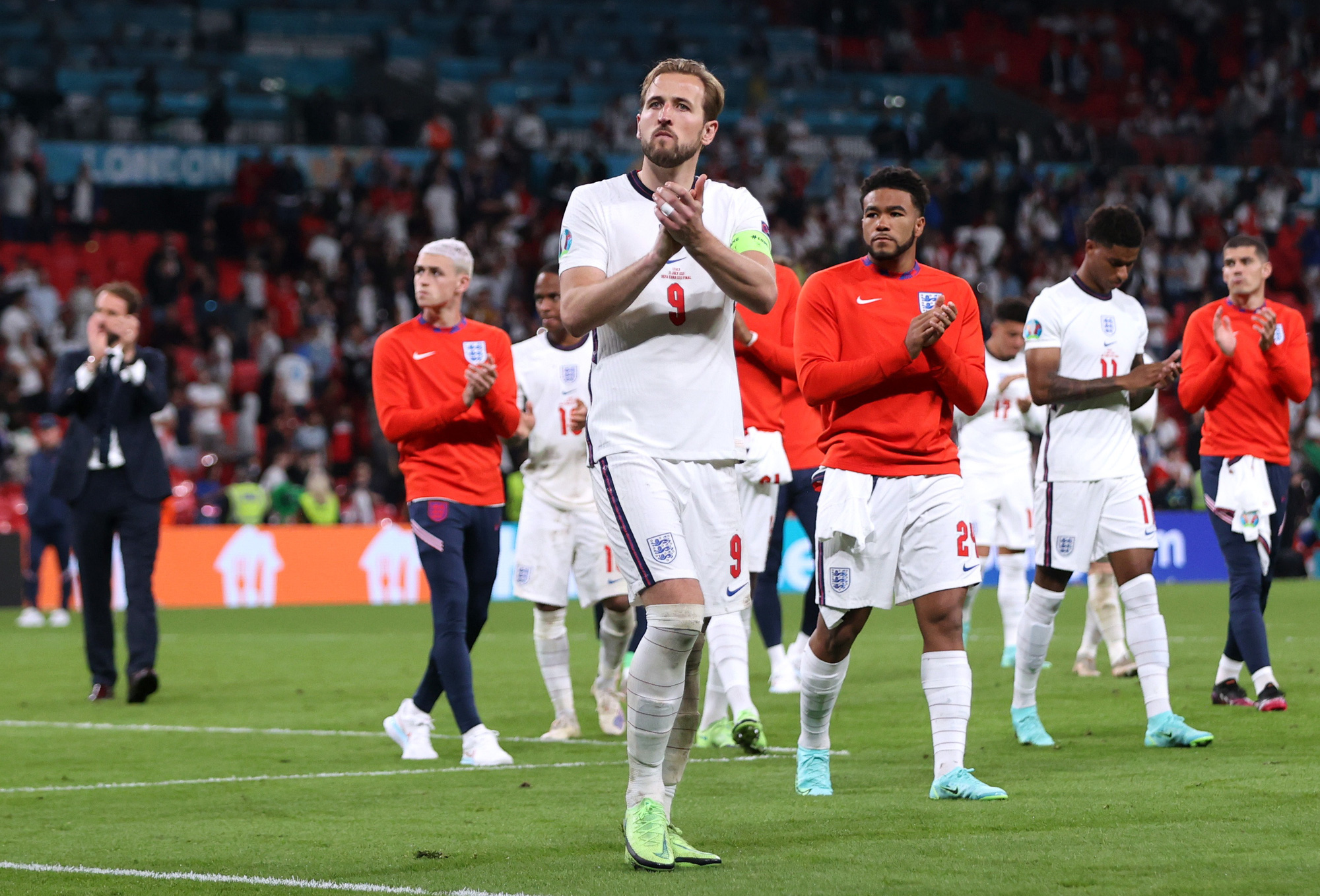 Anh gục ngã trên chấm luân lưu, Ý lên ngôi vô địch Euro 2020 - Ảnh 9.