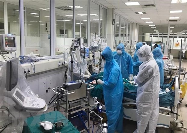 4 bệnh nh&acirc;n Covid-19 tử vong ở Đồng Th&aacute;p v&agrave; Long An, c&oacute; 2 người dưới 50 tuổi - Ảnh 1.