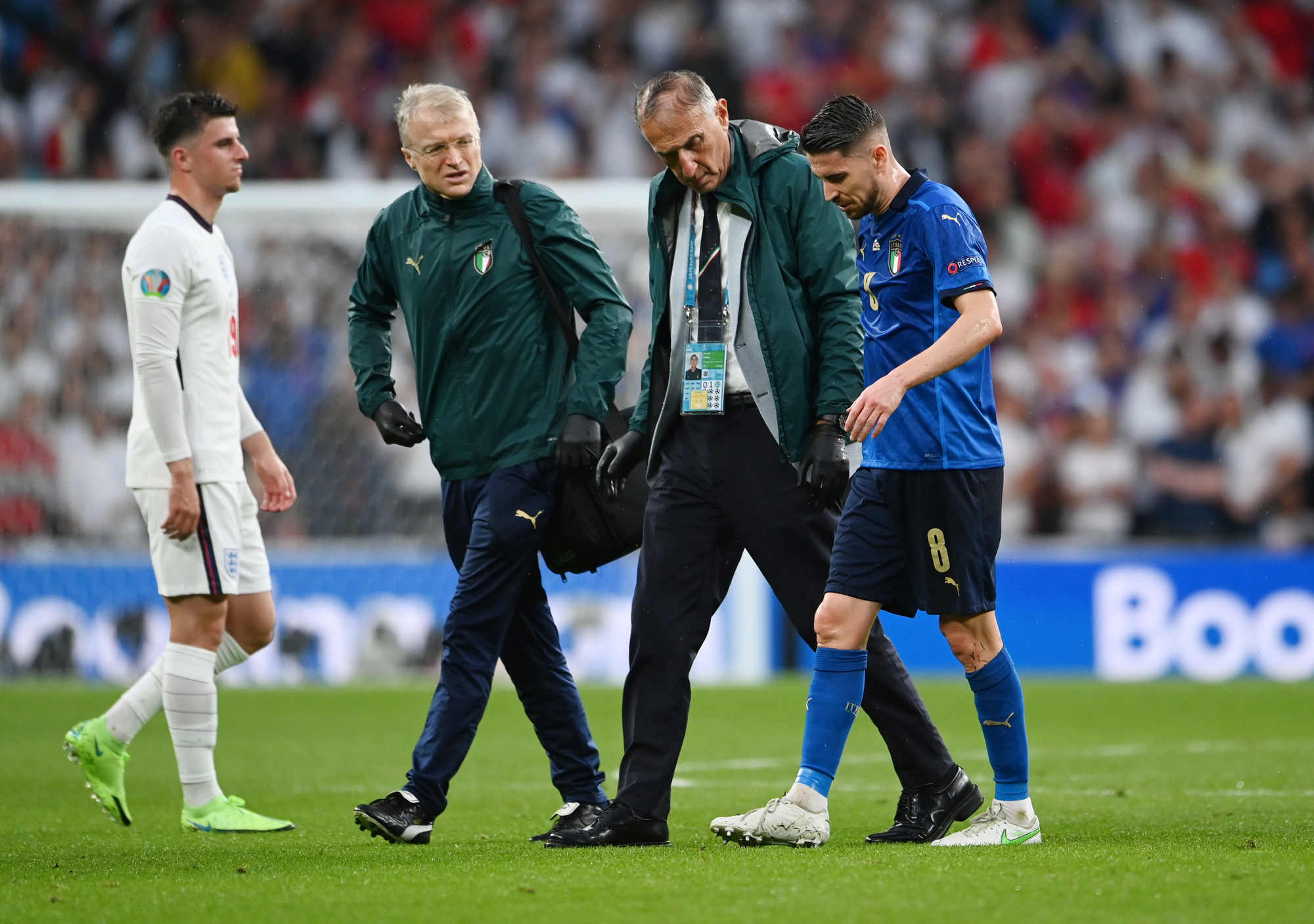 Frank Lampard bất mãn vì học trò cũ Jorginho thoát… thẻ đỏ - Ảnh 3.