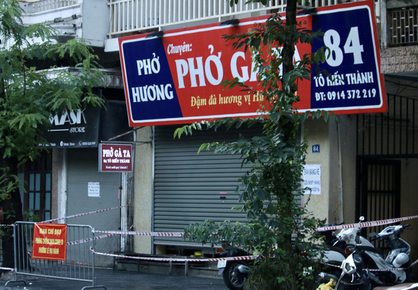 Hoả tốc dừng hoạt động nhà hàng bán tại chỗ, quán cắt tóc, gội đầu ở Hà Nội