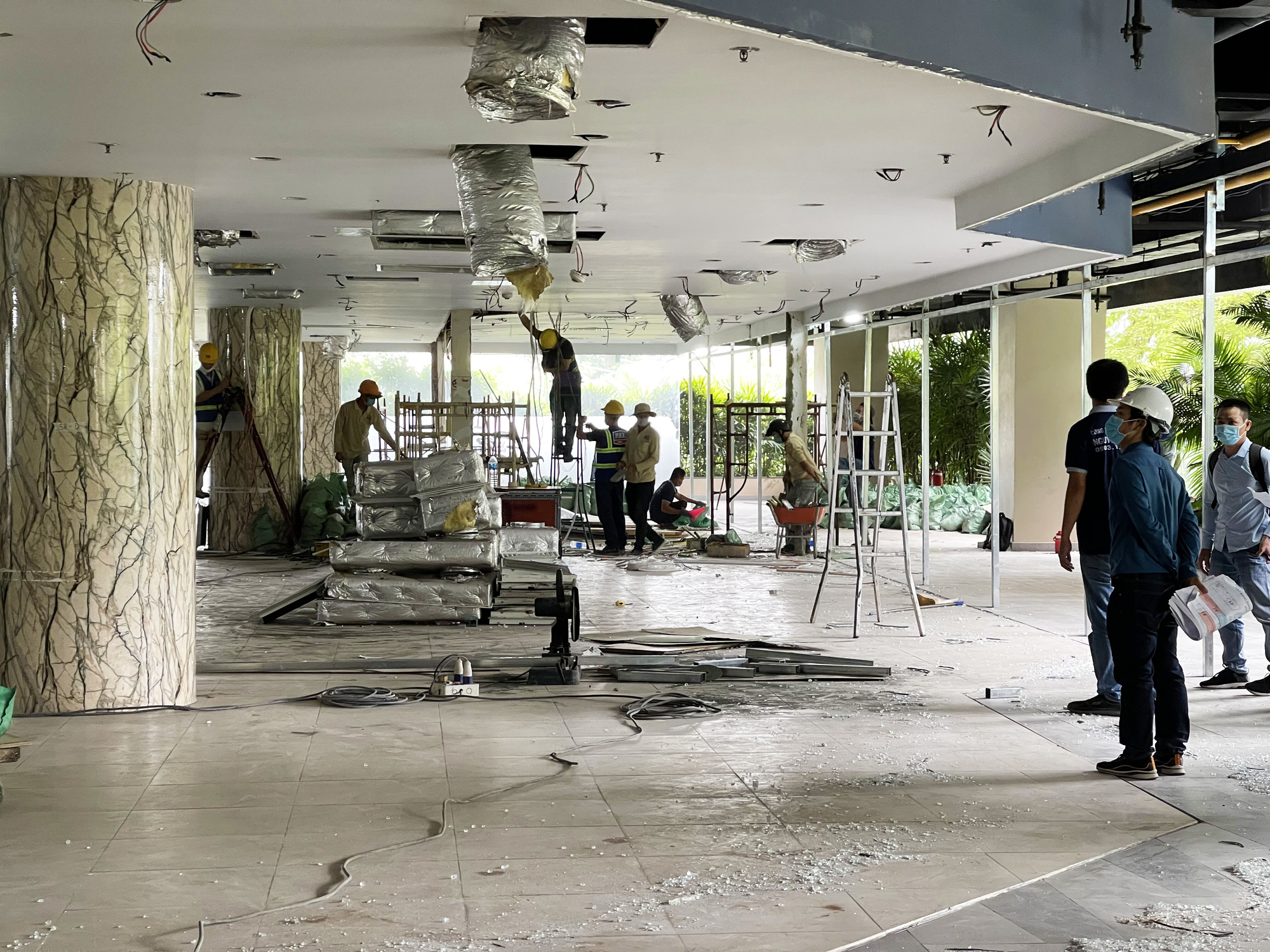 X&acirc;y dựng Bệnh viện d&atilde; chiến số 5 tại The Garden Mall - Ảnh 1.