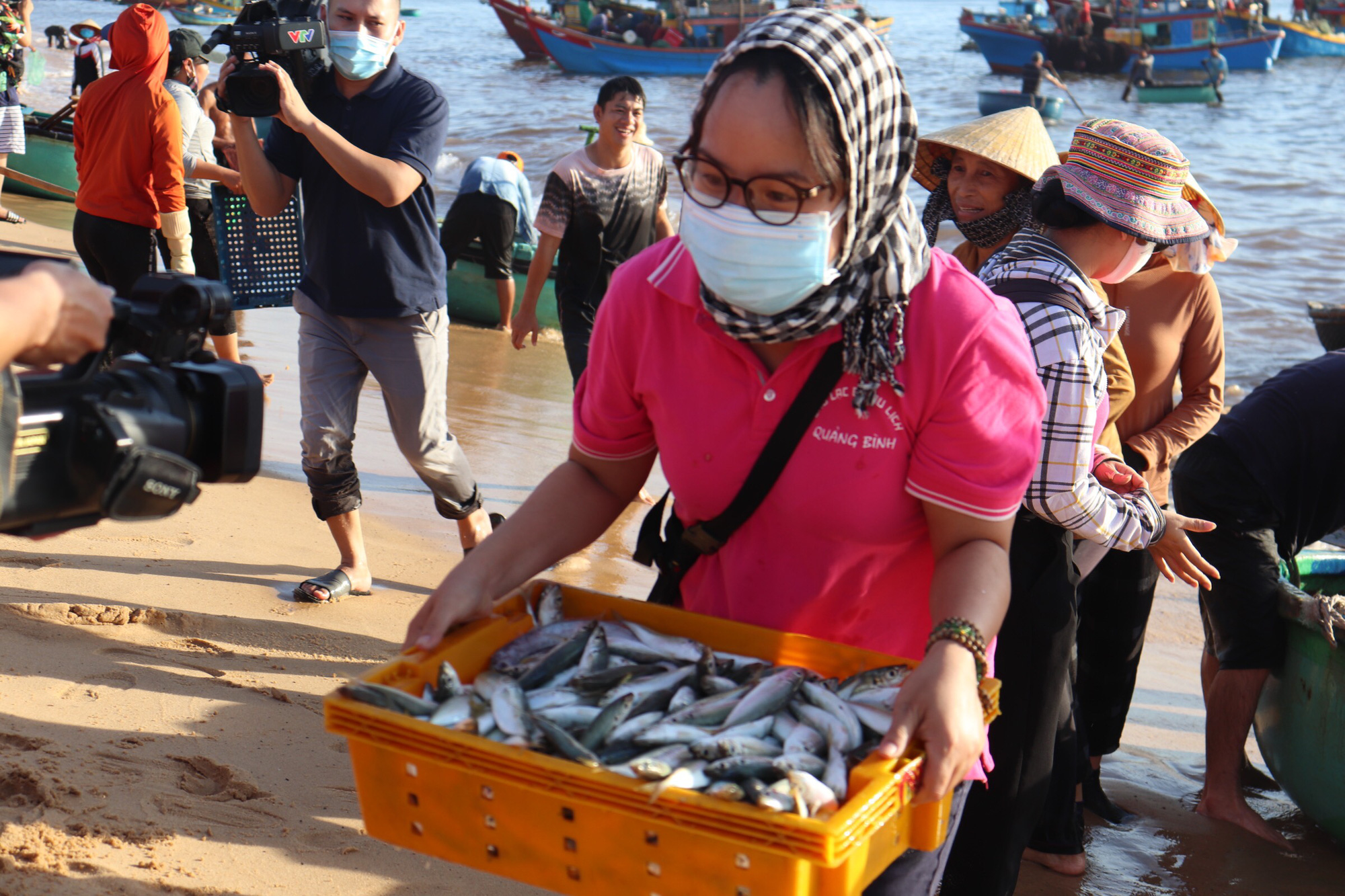Chuyện đẹp bầu b&iacute; thương nhau - Ảnh 2.