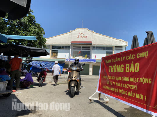 Đà Nẵng dừng hoạt động 1 chợ, xét nghiệm hơn 300 tiểu thương - Ảnh 1.