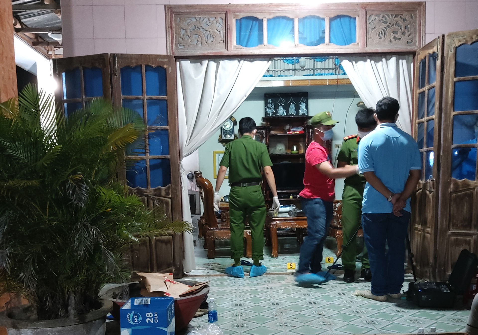 Bắt giữ nghi phạm sát hại thầy hiệu trưởng ở Quảng Nam, là kẻ vừa học xong lớp 9