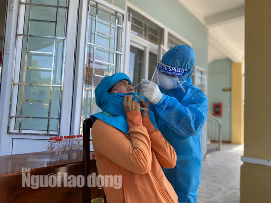 Đà Nẵng dừng hoạt động 1 chợ, xét nghiệm hơn 300 tiểu thương