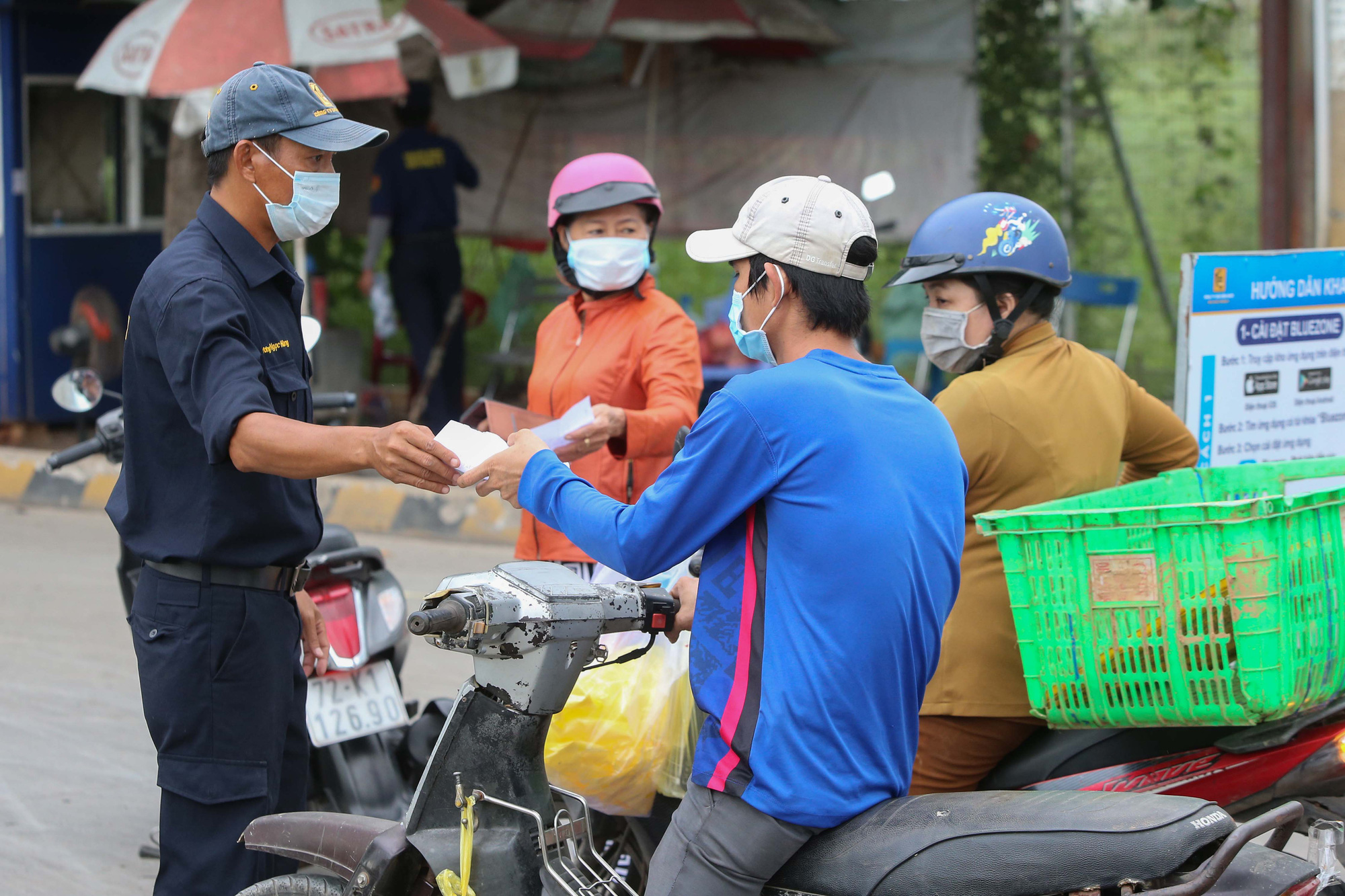 TP HCM: Tiếp tục truy tìm khẩn những người từng đến chợ Bình Điền