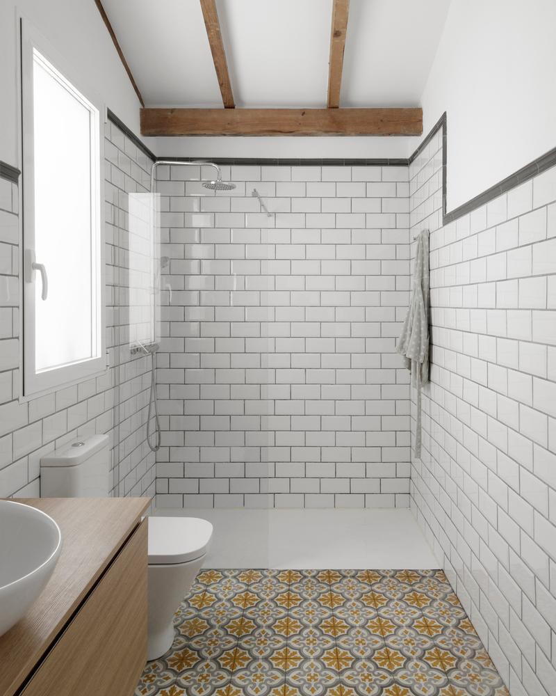 M&ecirc; mẩn với nh&agrave; cấp 4 g&aacute;c lửng hai cửa si&ecirc;u tho&aacute;ng ở T&acirc;y Ban Nha - Ảnh 13.