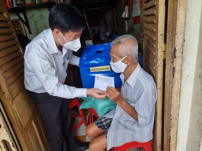Trong vòng tay thành phố