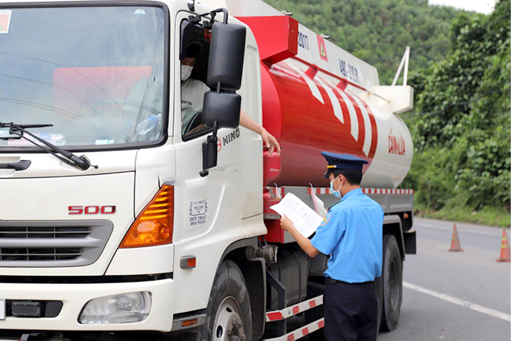 Lâm Đồng: Phụ xe tải mắc Covid-19, Sở Y tế hỏa tốc truy vết 3 huyện dọc Quốc lộ 20