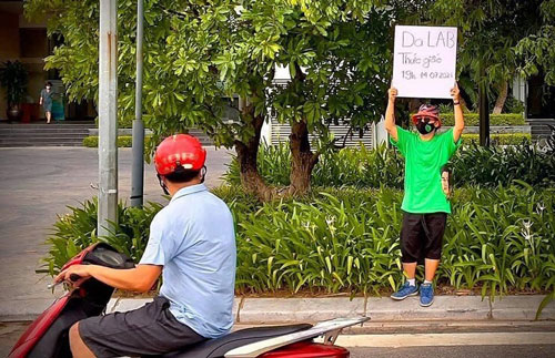 Showbiz linh hoạt mùa dịch