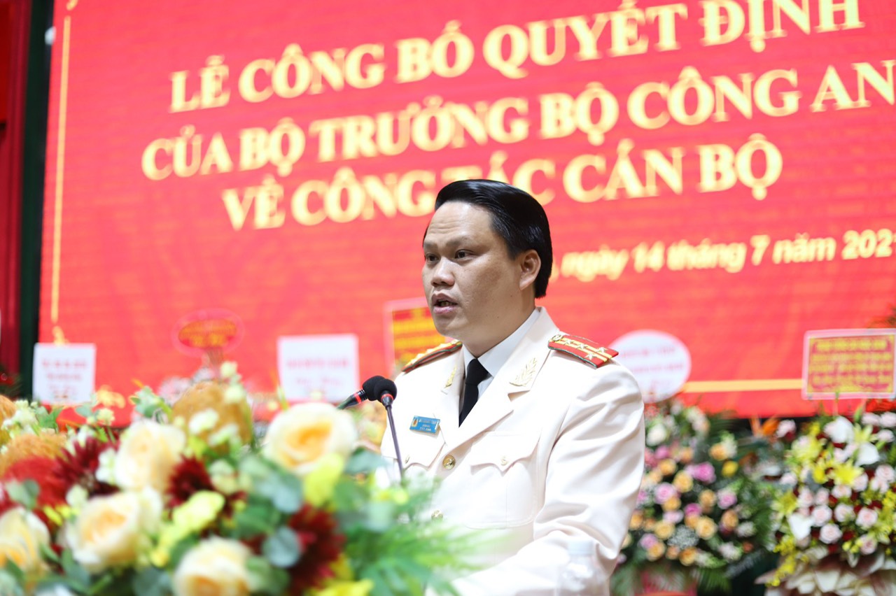 Đắk N&ocirc;ng c&oacute; t&acirc;n Gi&aacute;m đốc C&ocirc;ng an tỉnh 44 tuổi - Ảnh 2.