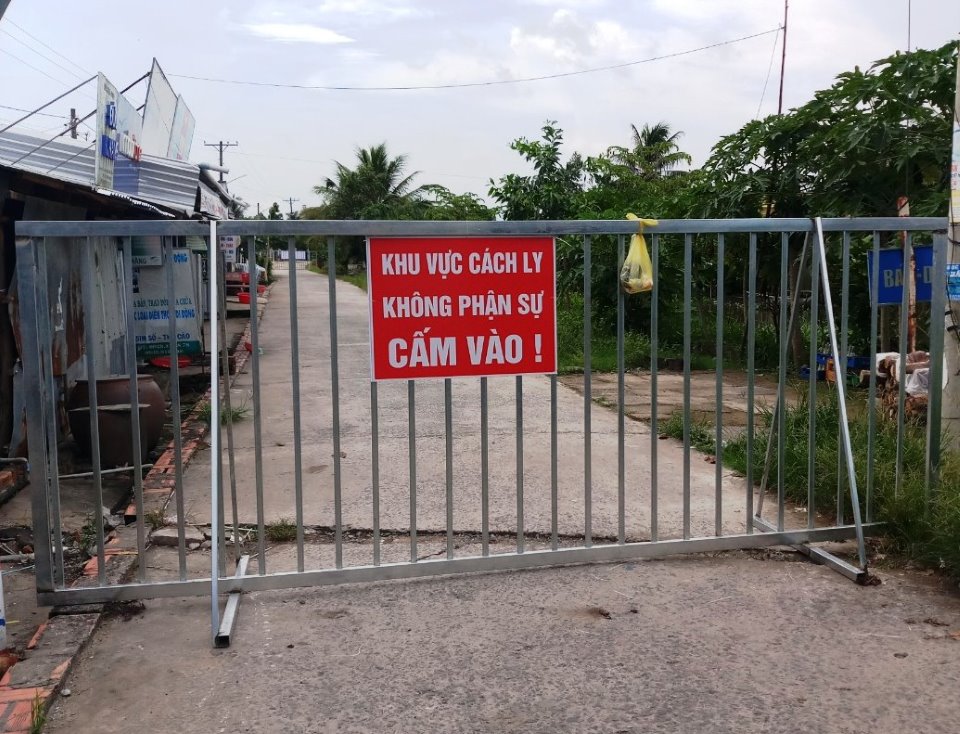 T&acirc;n B&iacute; thư Hậu Giang kiểm tra thực tế, 7 địa phương khẩn trương dập dịch Covid-19 - Ảnh 2.