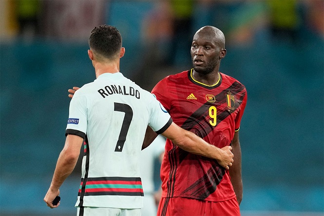 Lukaku "chiếm sóng" Ronaldo, góp mặt đội hình tiêu biểu Euro 2020