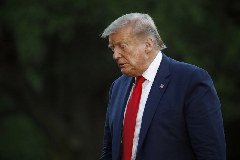Cựu Tổng thống Donald Trump đòi xử tử người lộ tin ông trốn trong hầm?