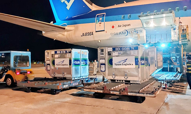 Hơn 8 triệu liều vắc-xin Covid-19 được ph&acirc;n bổ, ưu ti&ecirc;n cho TP HCM, Bắc Giang, Bắc Ninh - Ảnh 2.