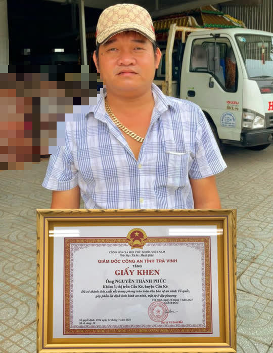 Diễn biến mới vụ chở thi thể từ TP HCM về Tr&agrave; Vinh, khai tử vong khi n&acirc;ng ngực - Ảnh 1.