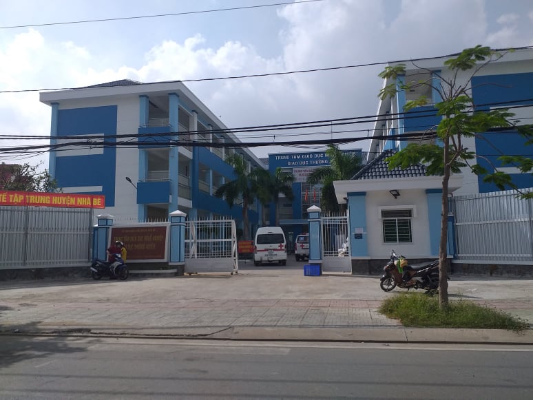 Điều tra 131 người mắc Covid-19 chưa rõ nguồn tại TP HCM