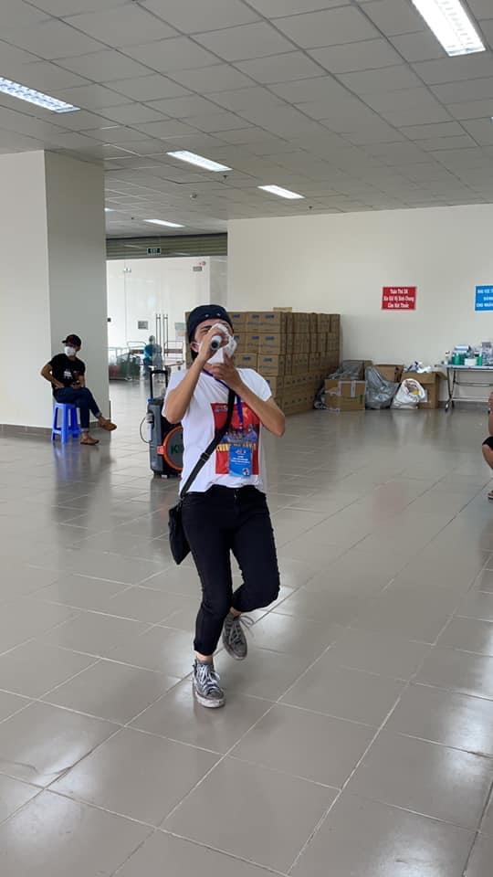 Hoa hậu Kh&aacute;nh V&acirc;n c&ugrave;ng nhiều nghệ sĩ tiếp tục hỗ trợ người d&acirc;n chống dịch - Ảnh 9.
