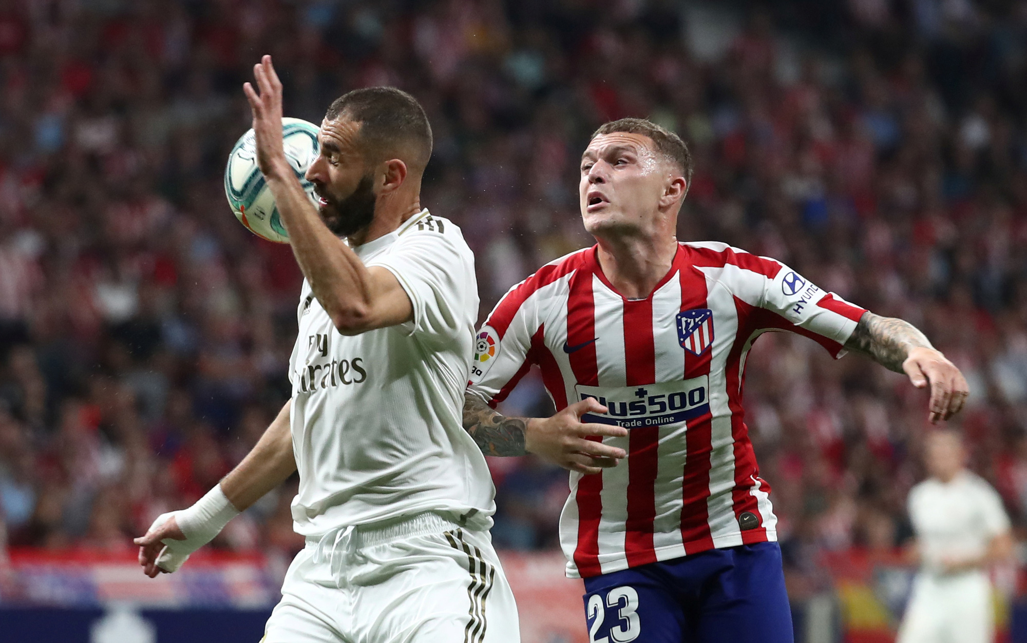 Cố t&igrave;nh nhận thẻ, Granit Xhaka bị điều tra tội b&aacute;n độ - Ảnh 5.