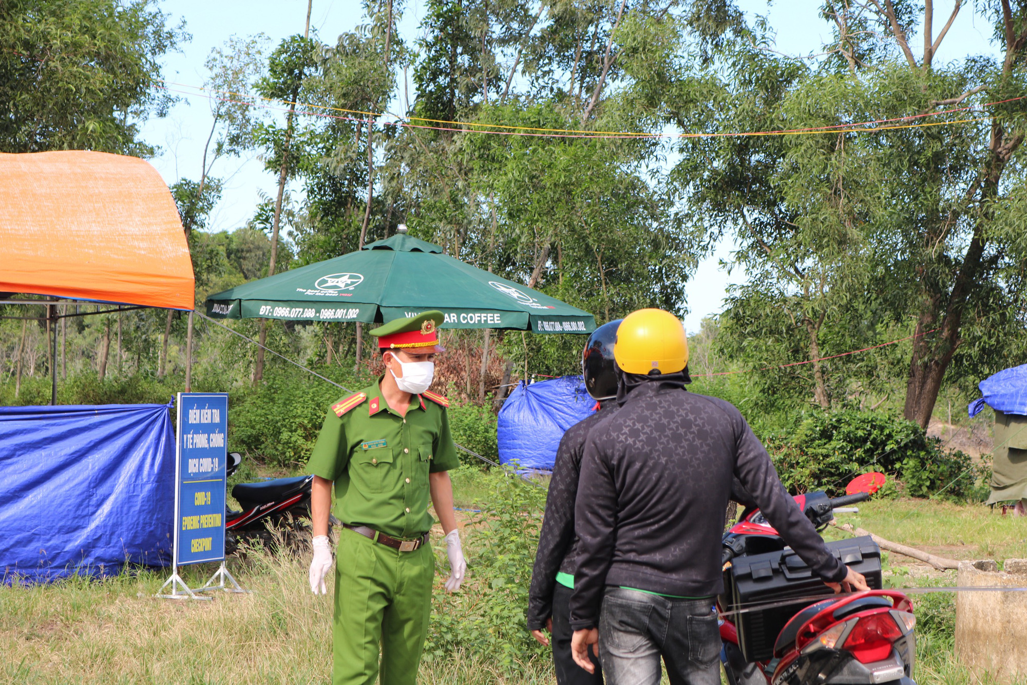 Quảng Nam gấp rút chuẩn bị đón đồng hương về quê, yêu cầu cán bộ không ra Đà Nẵng