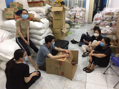 CHUYỆN ĐẸP "BẦU BÍ THƯƠNG NHAU" (*): Nghĩa đồng bào thôi thúc chúng tôi