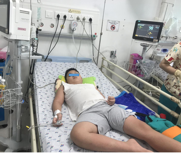 Nhập viện trễ vì sốt xuất huyết, nhiều trẻ nguy kịch