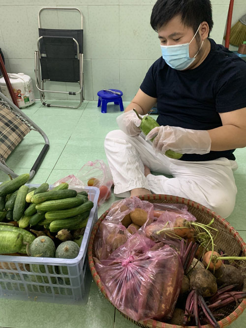 CHUYỆN ĐẸP BẦU B&Iacute; THƯƠNG NHAU (*): T&igrave;nh người ở v&ugrave;ng c&oacute; dịch - Ảnh 1.