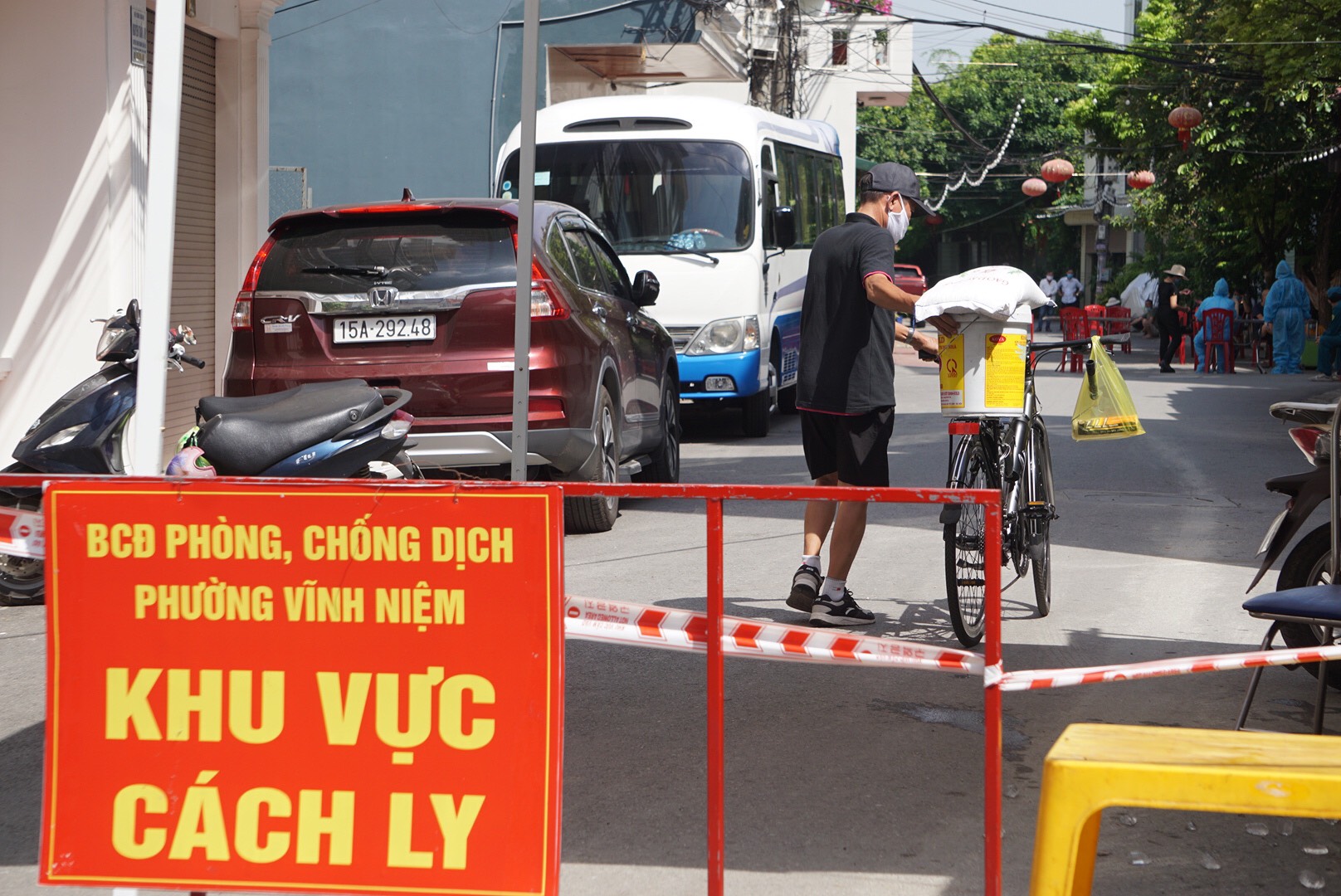 Nhận định khả năng cao dịch Covid-19 sẽ b&ugrave;ng ph&aacute;t, Hải Ph&ograve;ng triển khai nhiều biện ph&aacute;p mạnh - Ảnh 3.